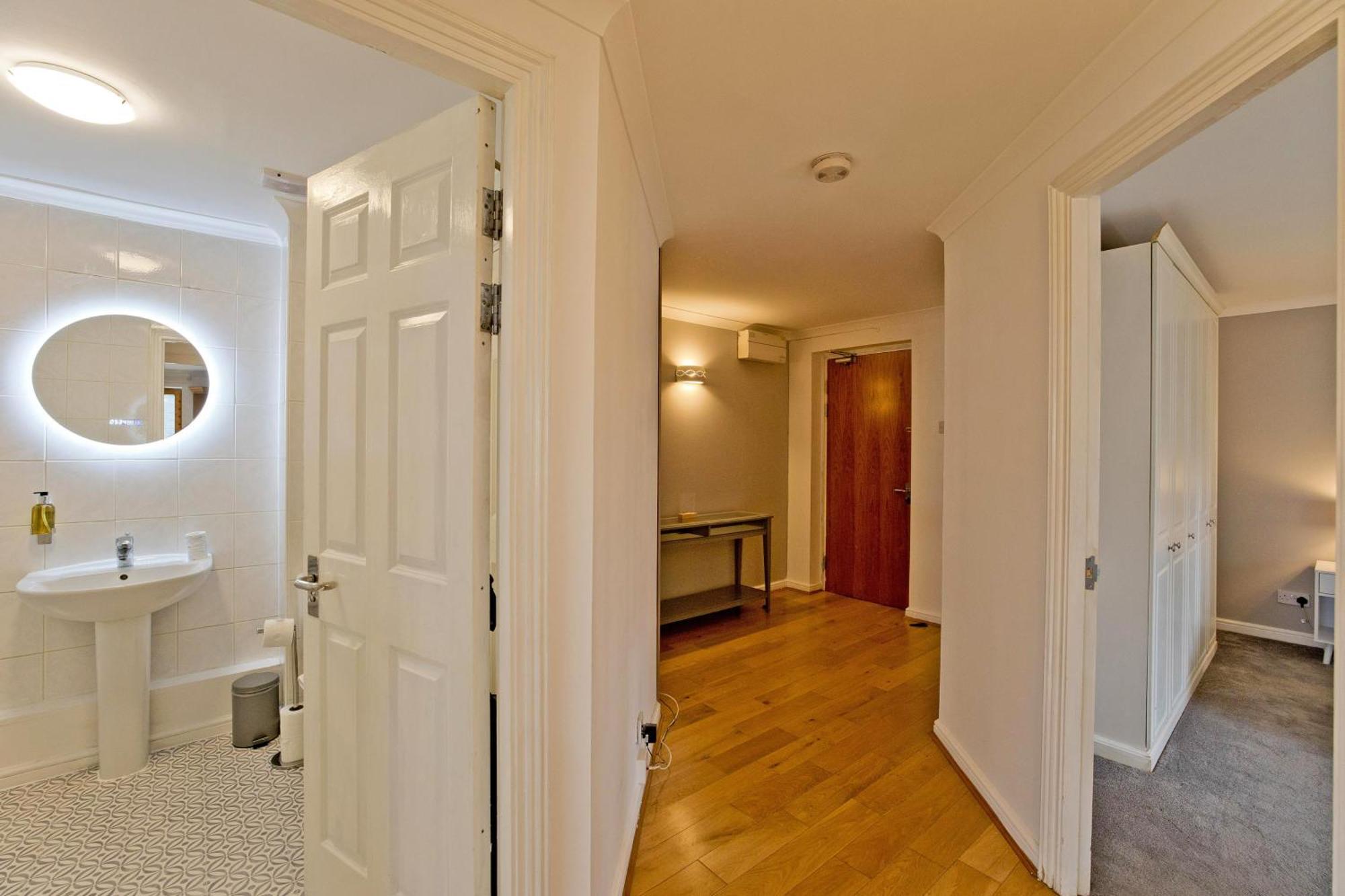 Imperial Meridian Place Apartment London Ngoại thất bức ảnh