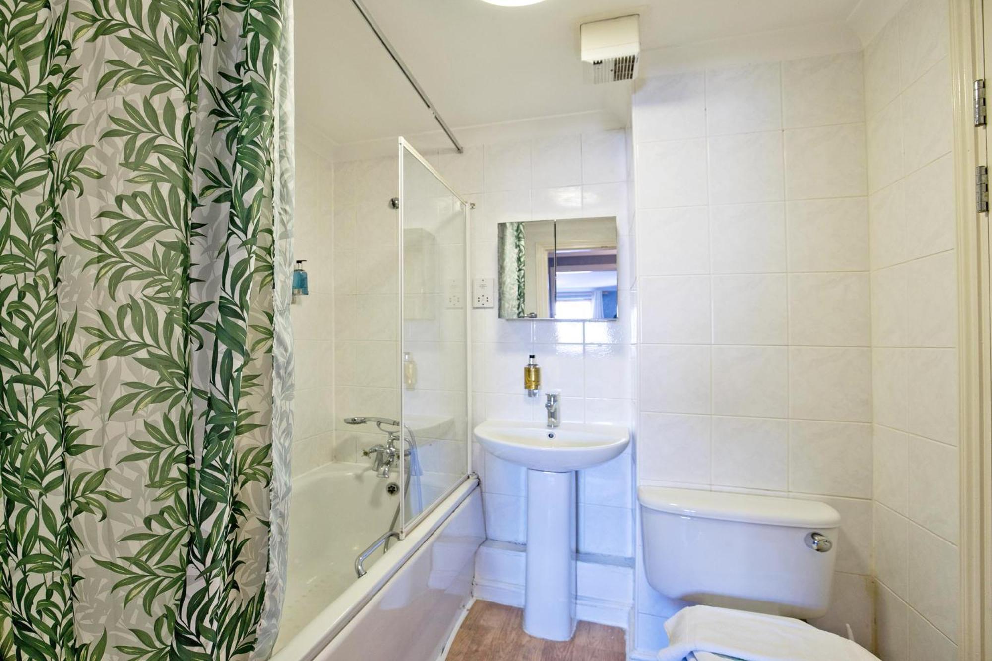 Imperial Meridian Place Apartment London Ngoại thất bức ảnh